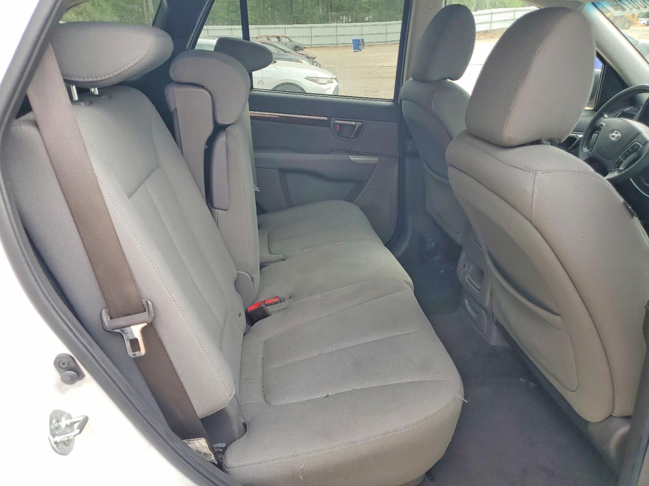 2011 HYUNDAI SANTA FE GLS photo 11