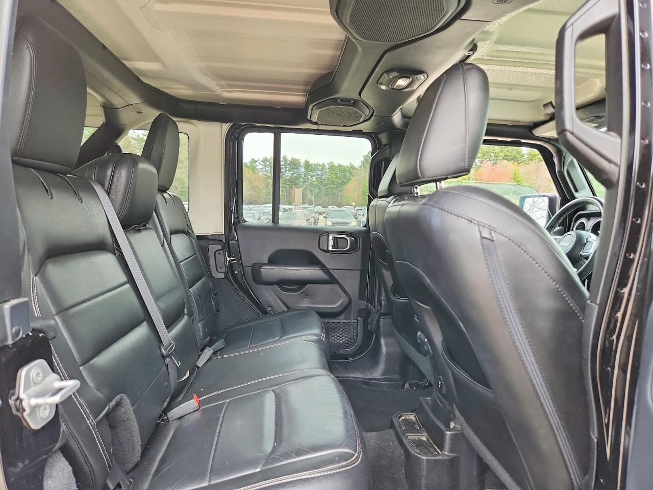 2018 JEEP WRANGLER UNLIMITED SAHARA photo 21