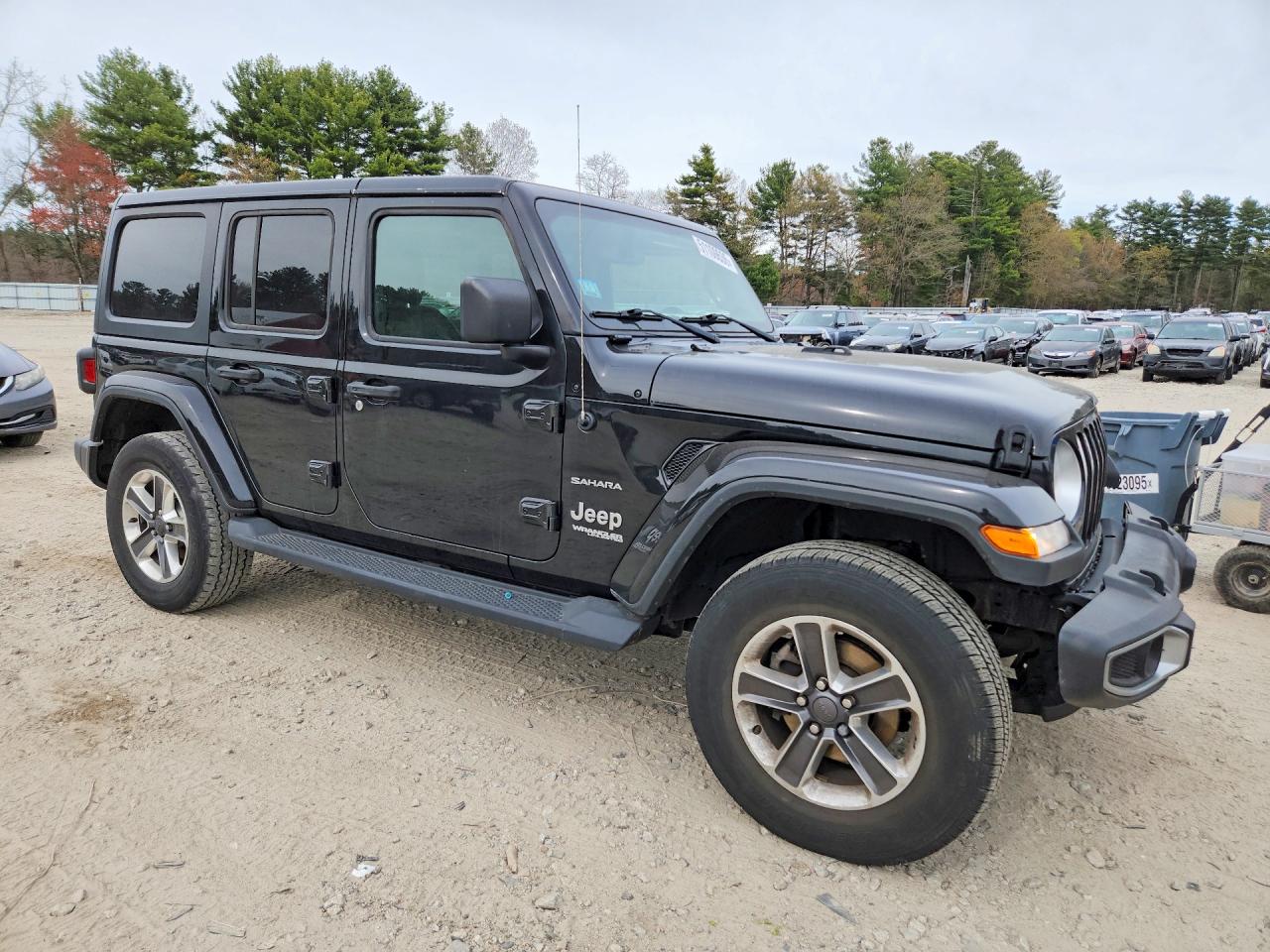 2018 JEEP WRANGLER UNLIMITED SAHARA photo 7