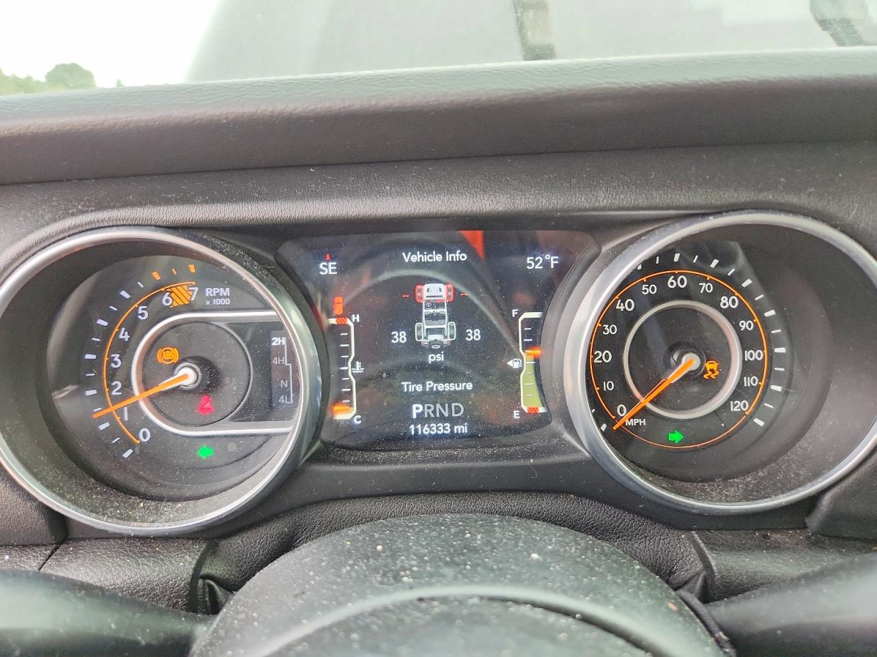 2018 JEEP WRANGLER UNLIMITED SAHARA photo 17