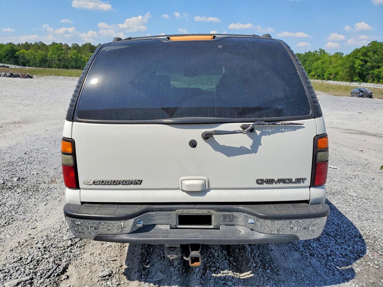 2004 CHEVROLET SUBURBAN C1500 photo 11