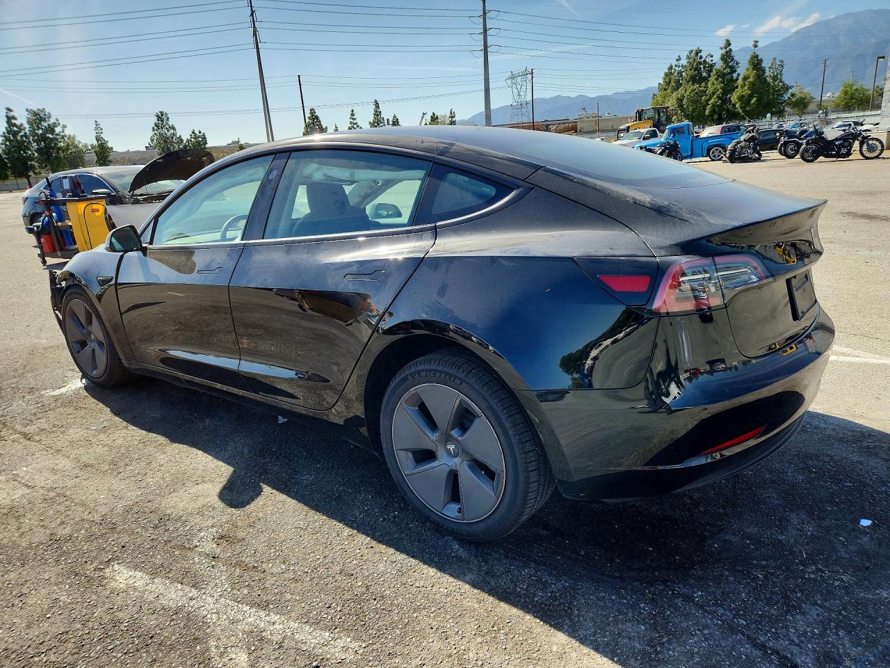 2023 TESLA MODEL 3 photo 3
