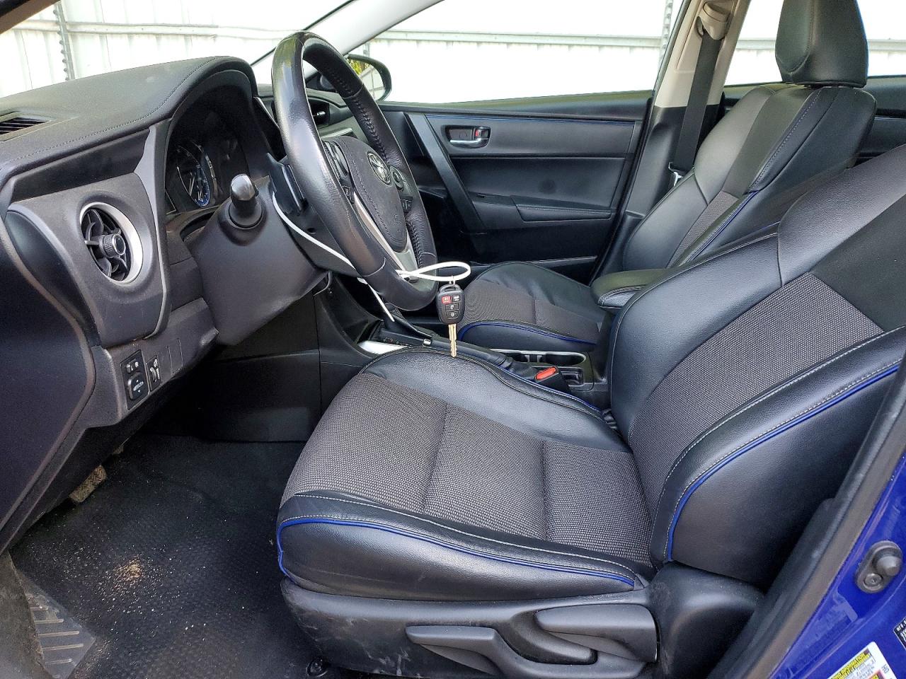 2018 TOYOTA COROLLA SE photo 7
