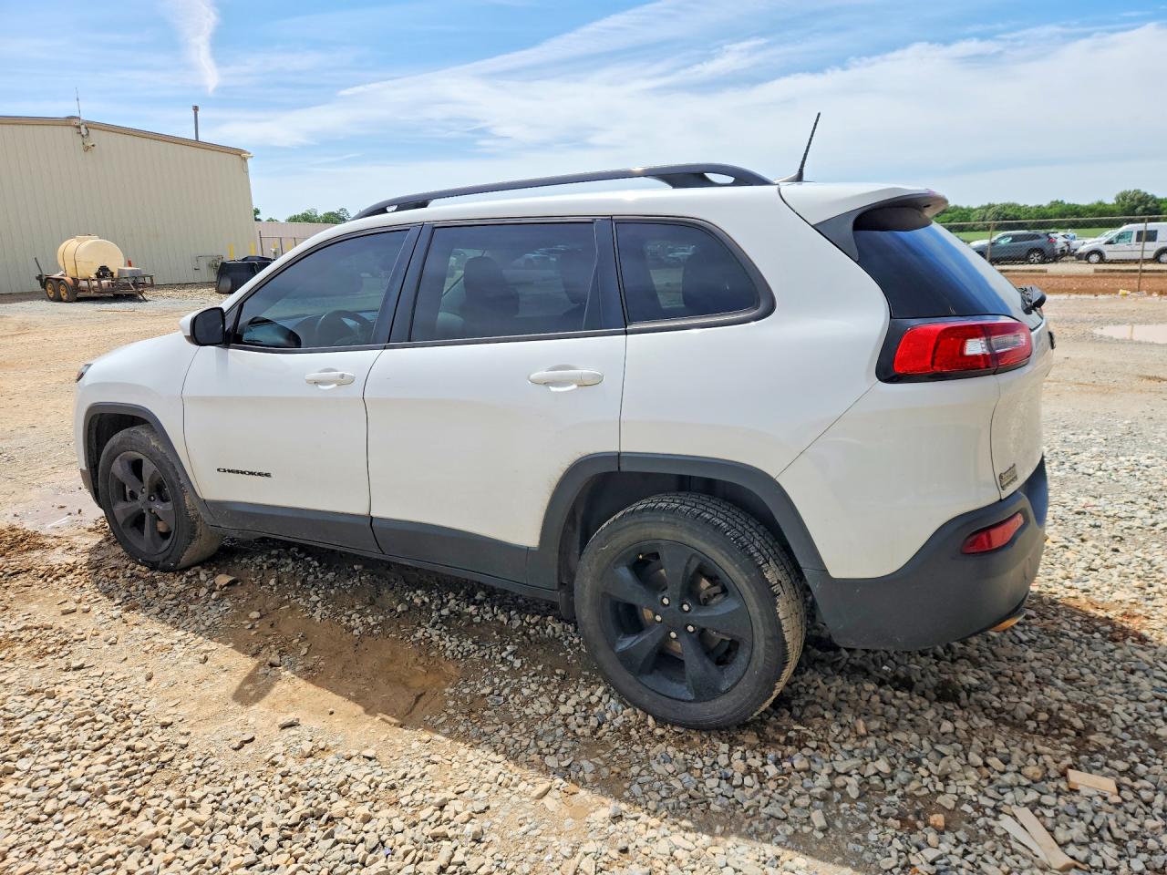 2018 JEEP CHEROKEE LATITUDE photo 4
