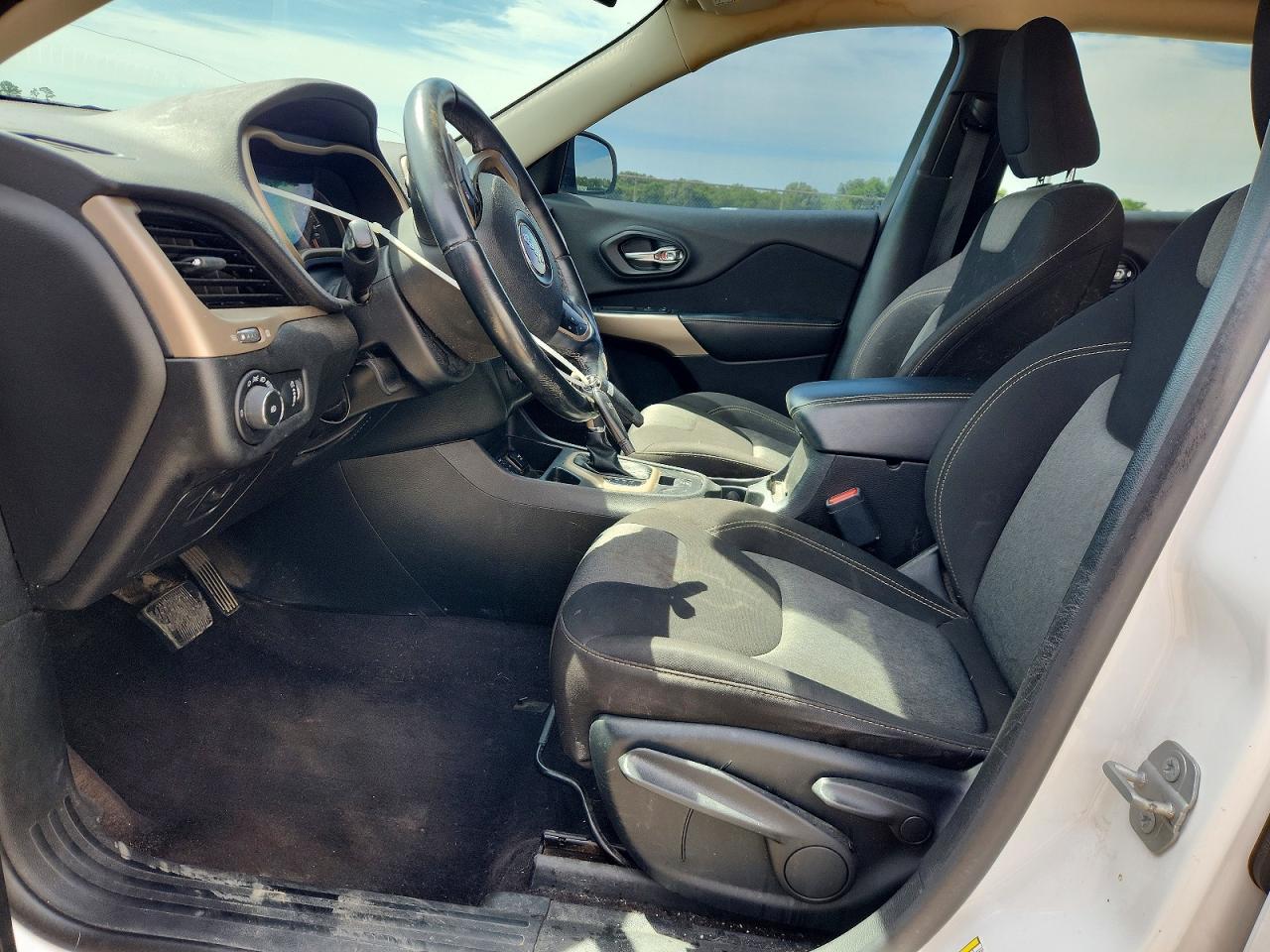 2018 JEEP CHEROKEE LATITUDE photo 19