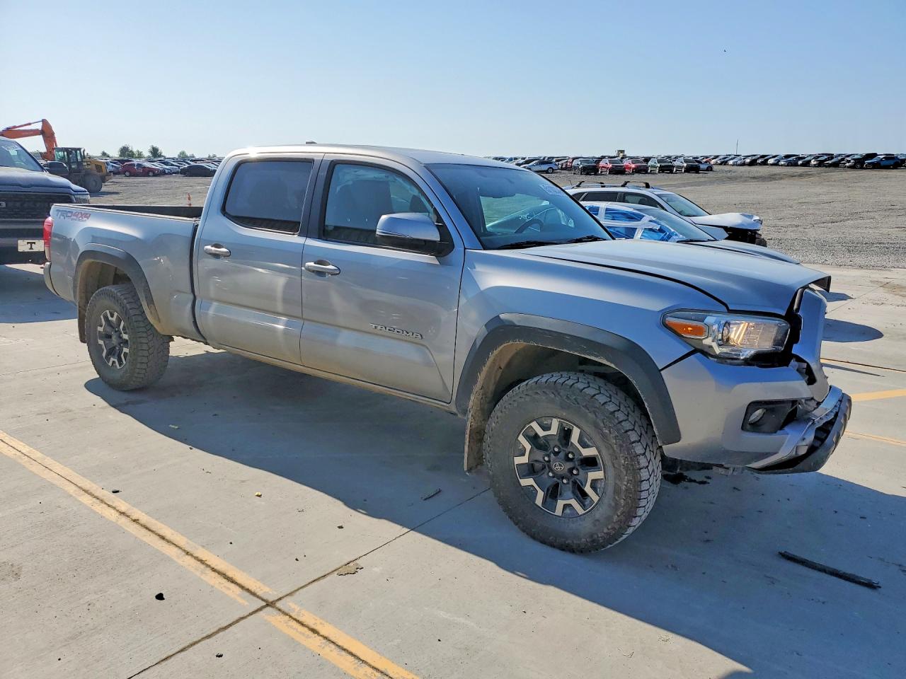 2017 TOYOTA TACOMA TRD OFF-ROAD photo 7
