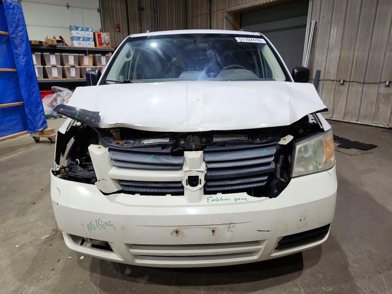 2010 DODGE GRAND CARAVAN SE photo 9