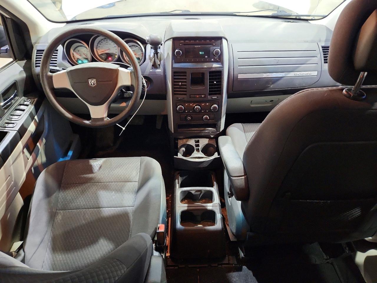 2010 DODGE GRAND CARAVAN SE photo 15