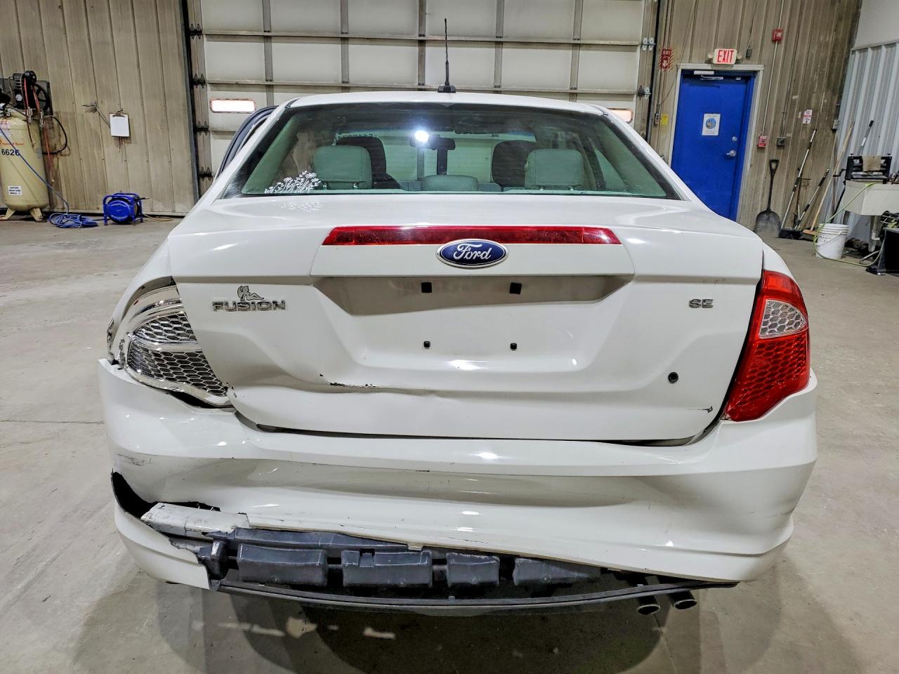 2012 FORD FUSION SE photo 16