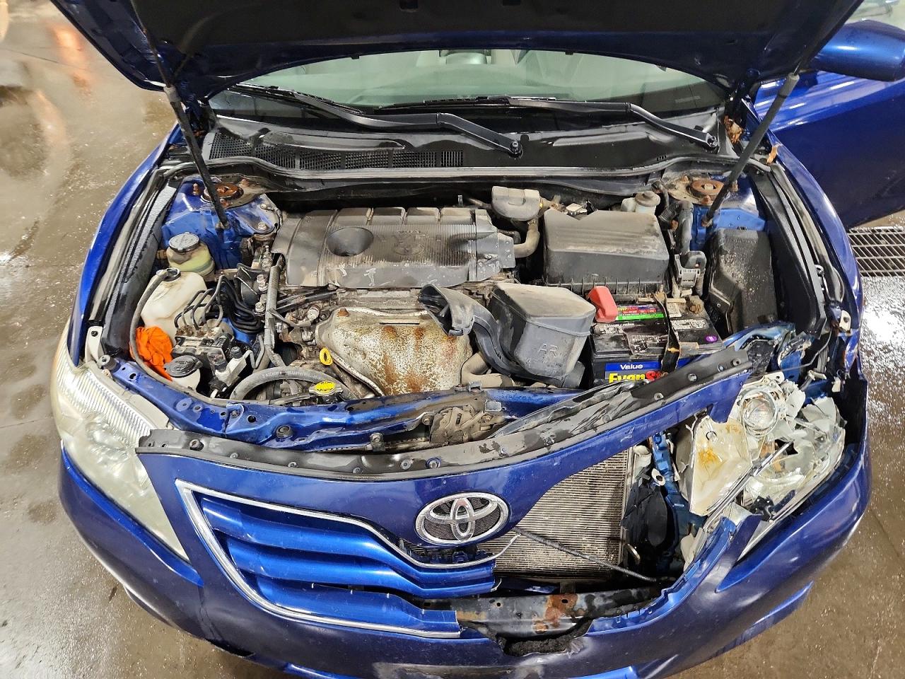 2011 TOYOTA CAMRY LE photo 21