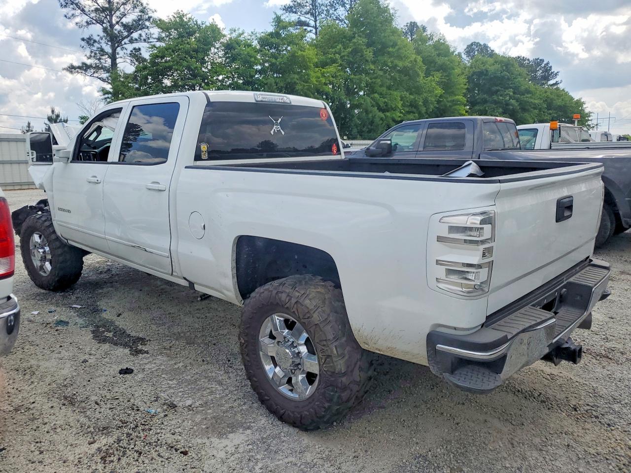 2018 CHEVROLET SILVERADO K2500 HEAVY DUTY LT photo 4