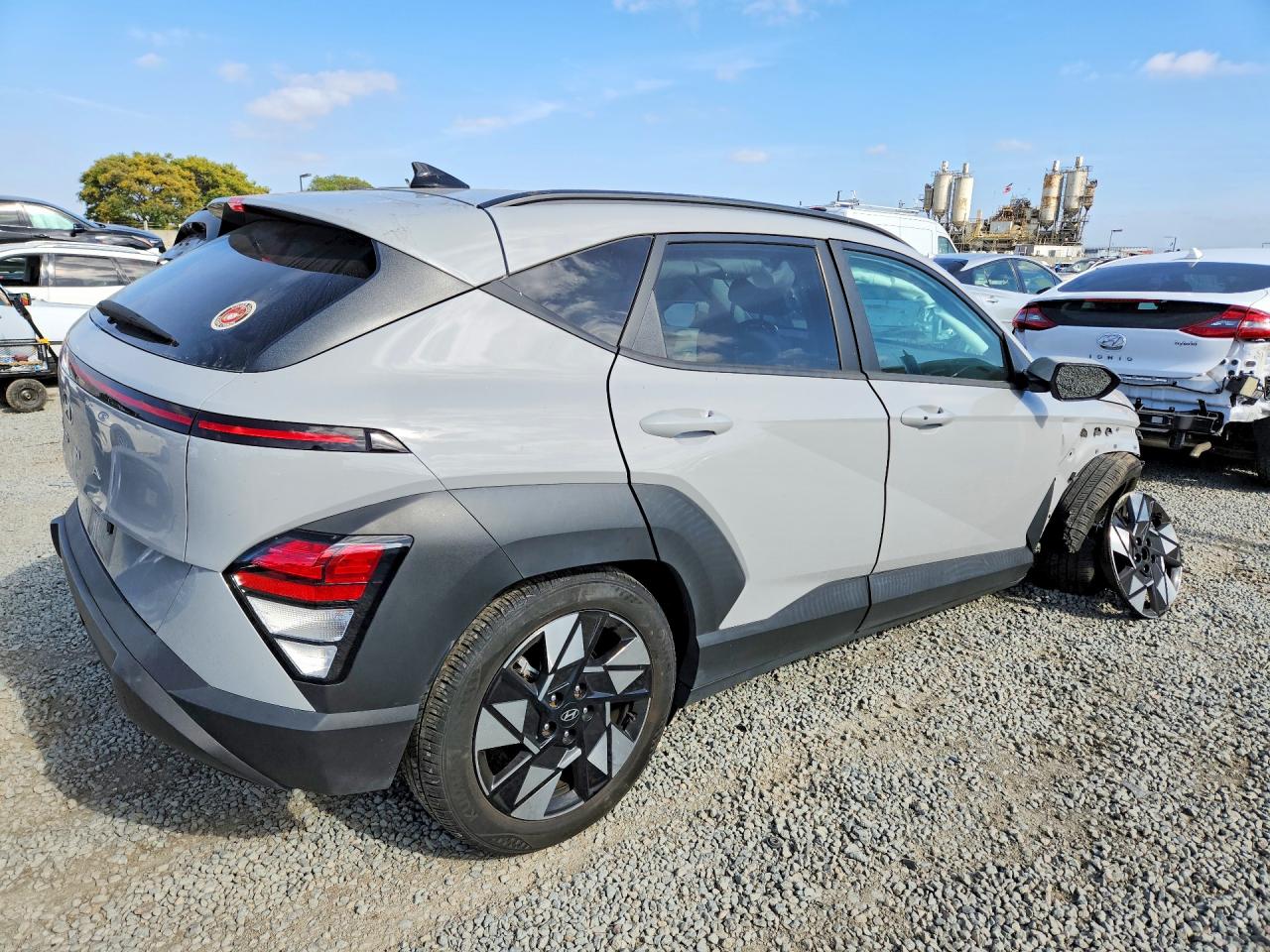 2024 HYUNDAI KONA SEL photo 5