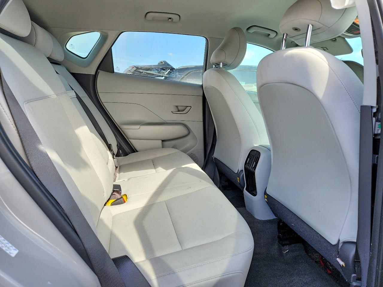 2024 HYUNDAI KONA SEL photo 19