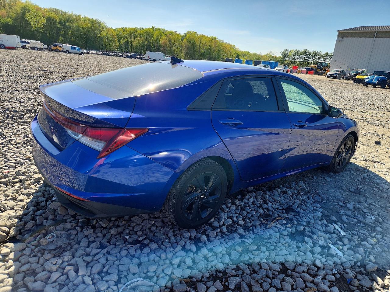 2023 HYUNDAI ELANTRA SEL photo 5