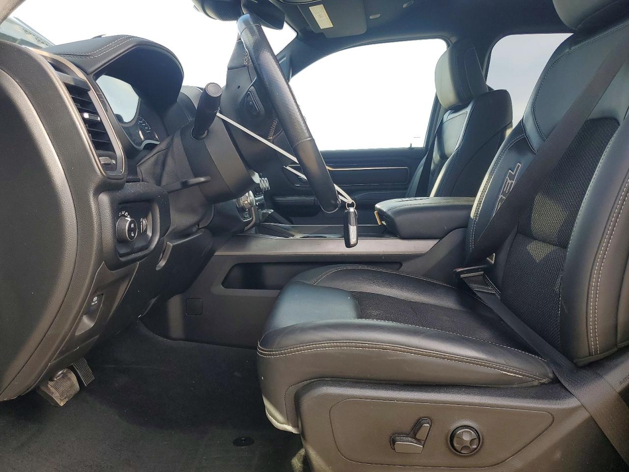 2021 RAM 1500 REBEL photo 19
