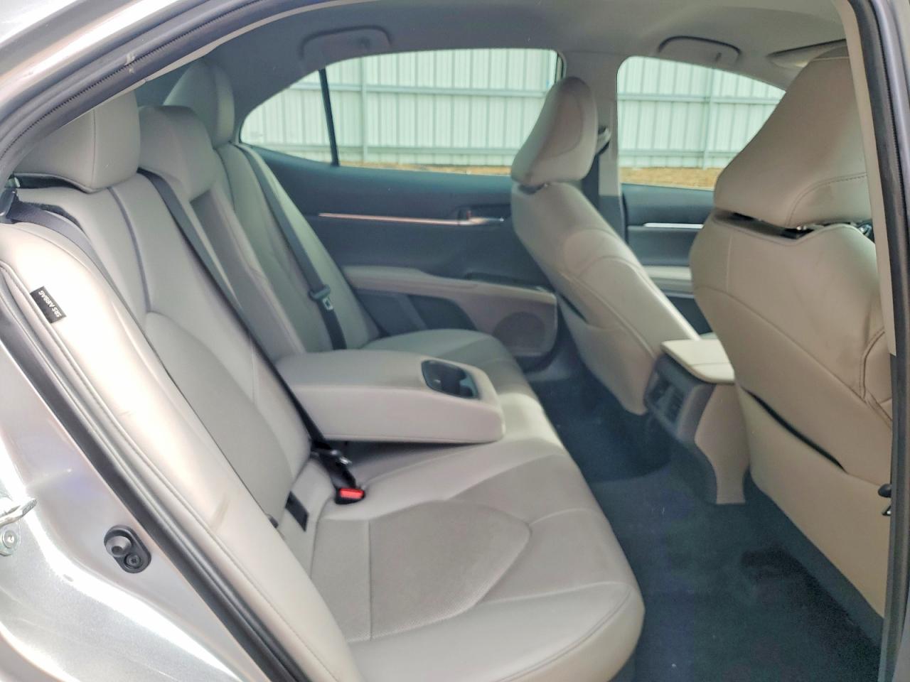 2022 TOYOTA CAMRY XLE photo 28