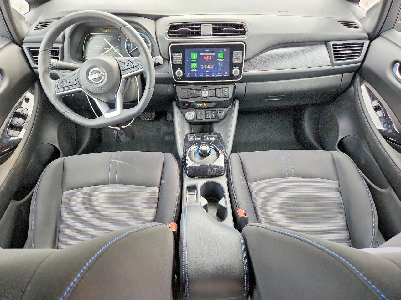 2025 NISSAN LEAF SV PLUS photo 22