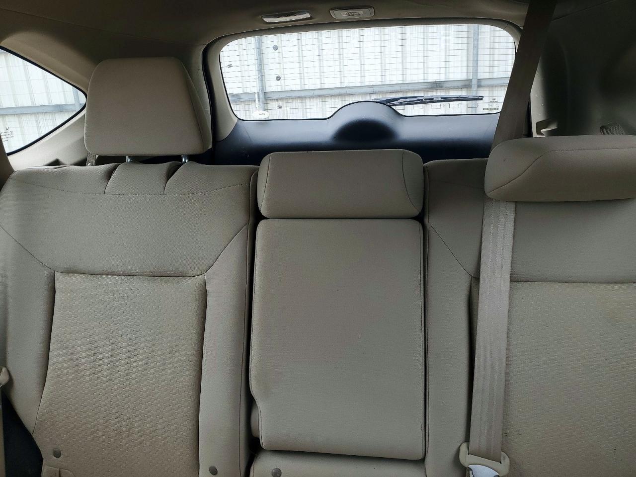 2015 HONDA CR-V LX photo 28