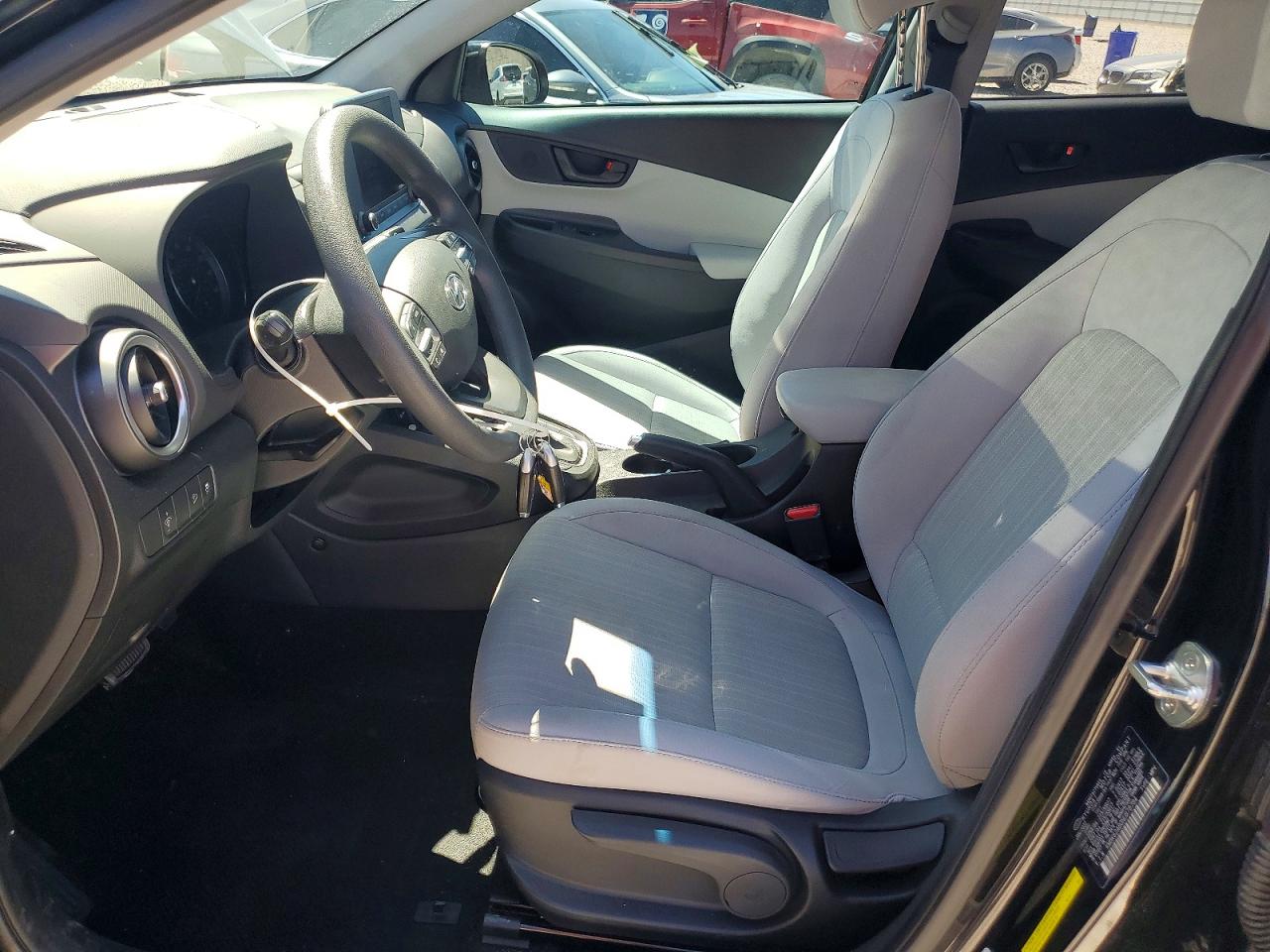 2022 HYUNDAI KONA SEL photo 19