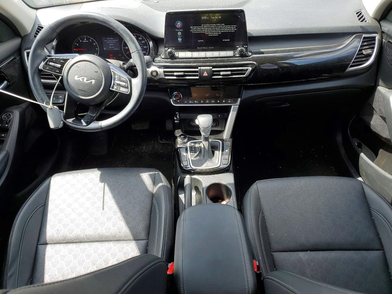2023 KIA SELTOS EX photo 15