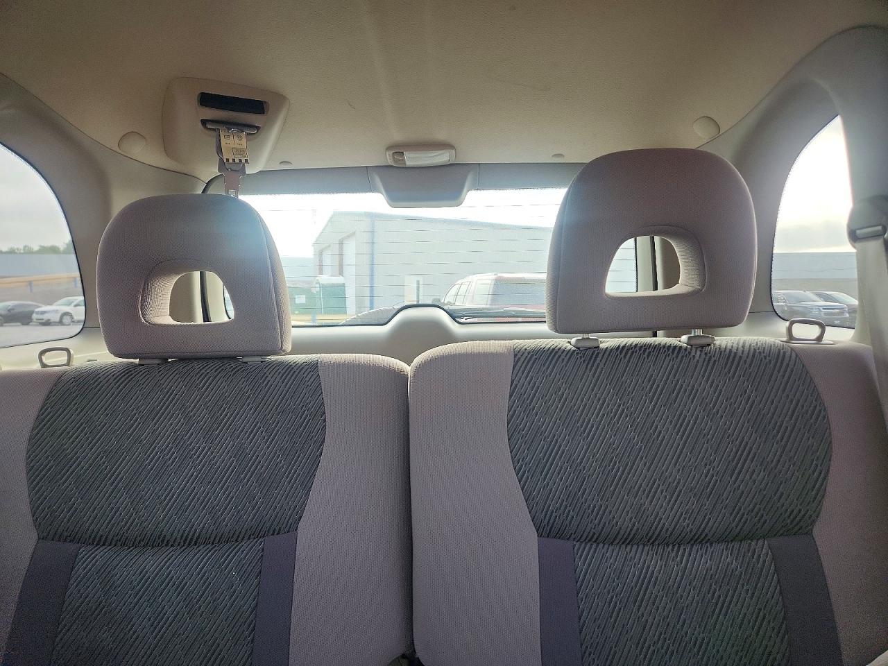 2003 TOYOTA RAV4 BASE photo 10