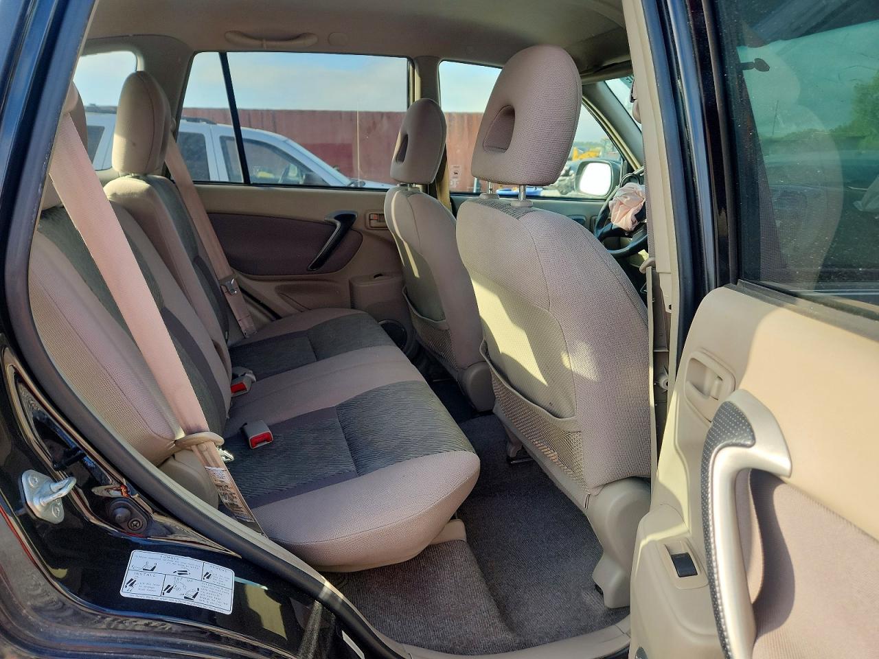 2003 TOYOTA RAV4 BASE photo 11