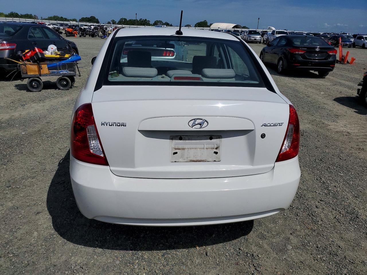 2011 HYUNDAI ACCENT GLS photo 6