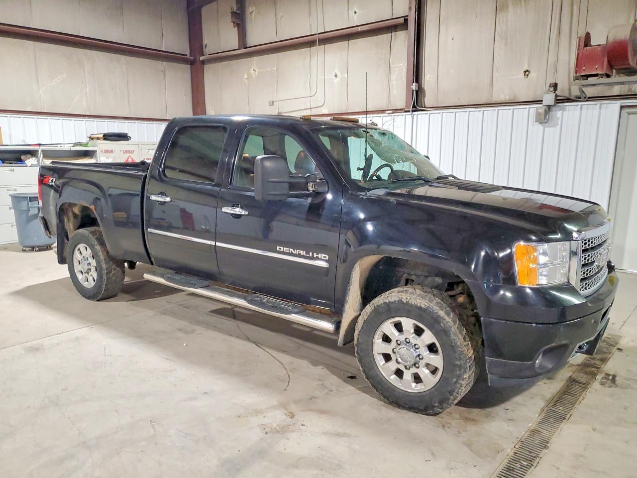 2011 GMC SIERRA K2500 DENALI photo 7