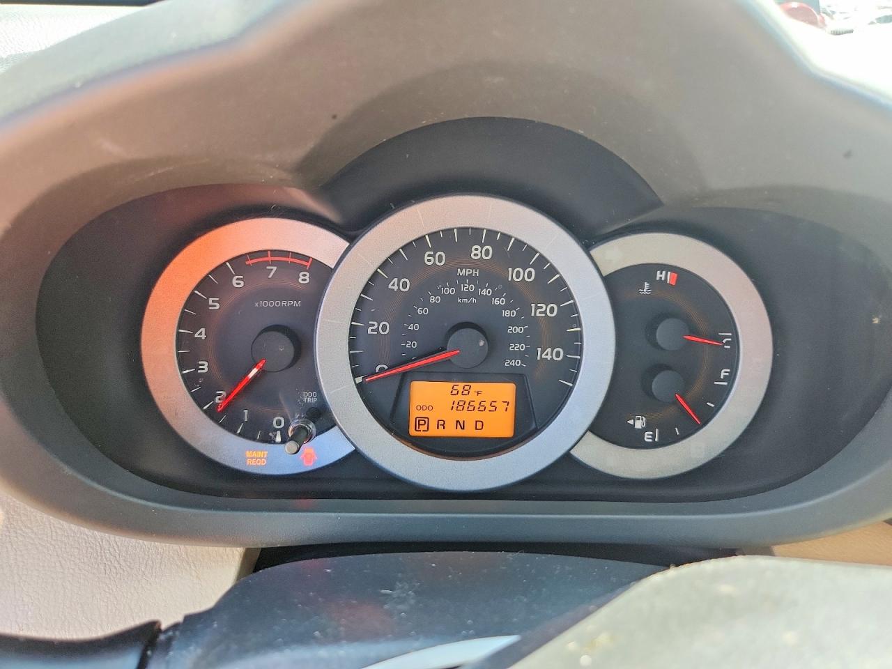 2010 TOYOTA RAV4 BASE photo 17
