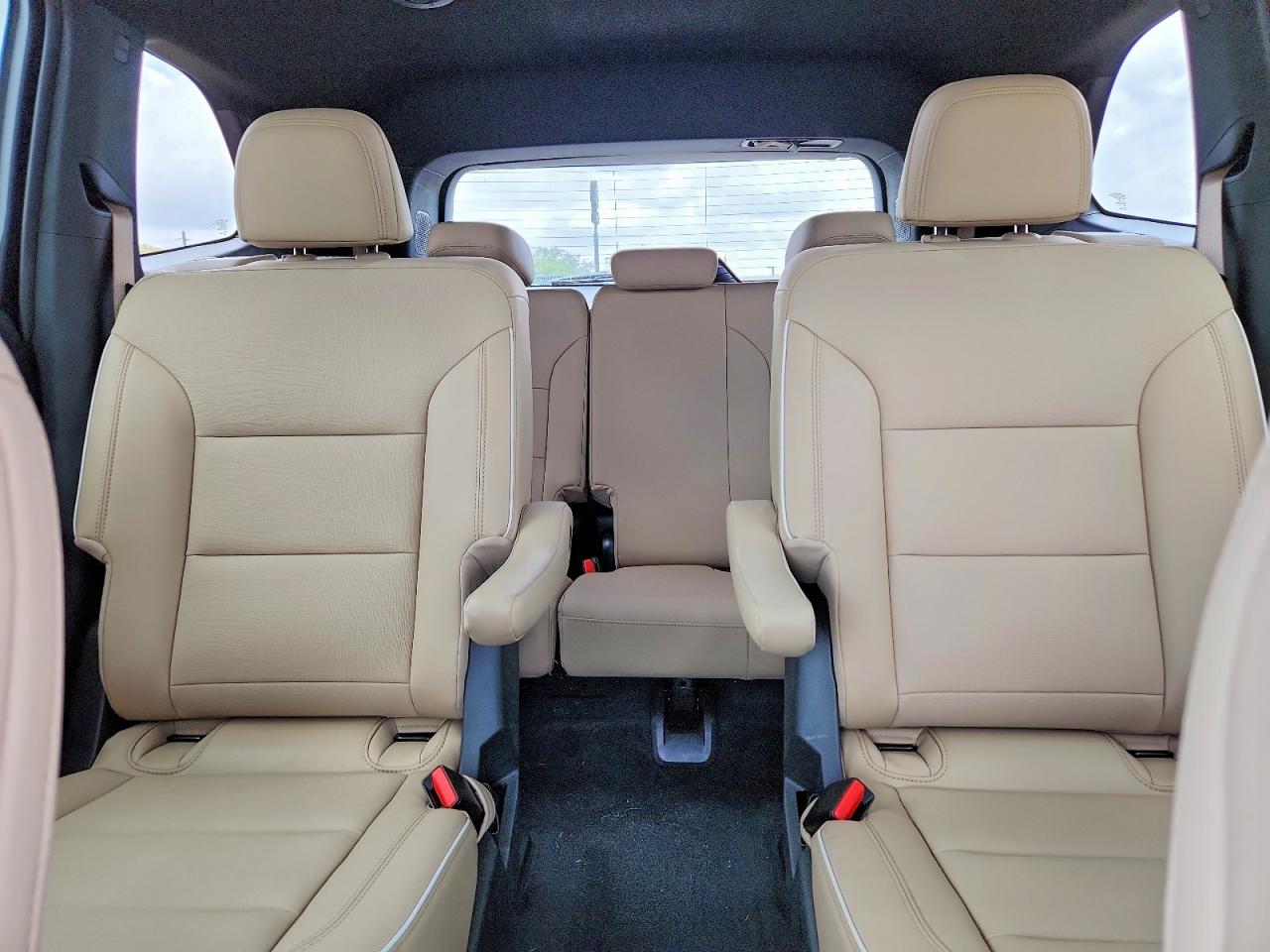 2025 BUICK ENCLAVE PREFERRED photo 28