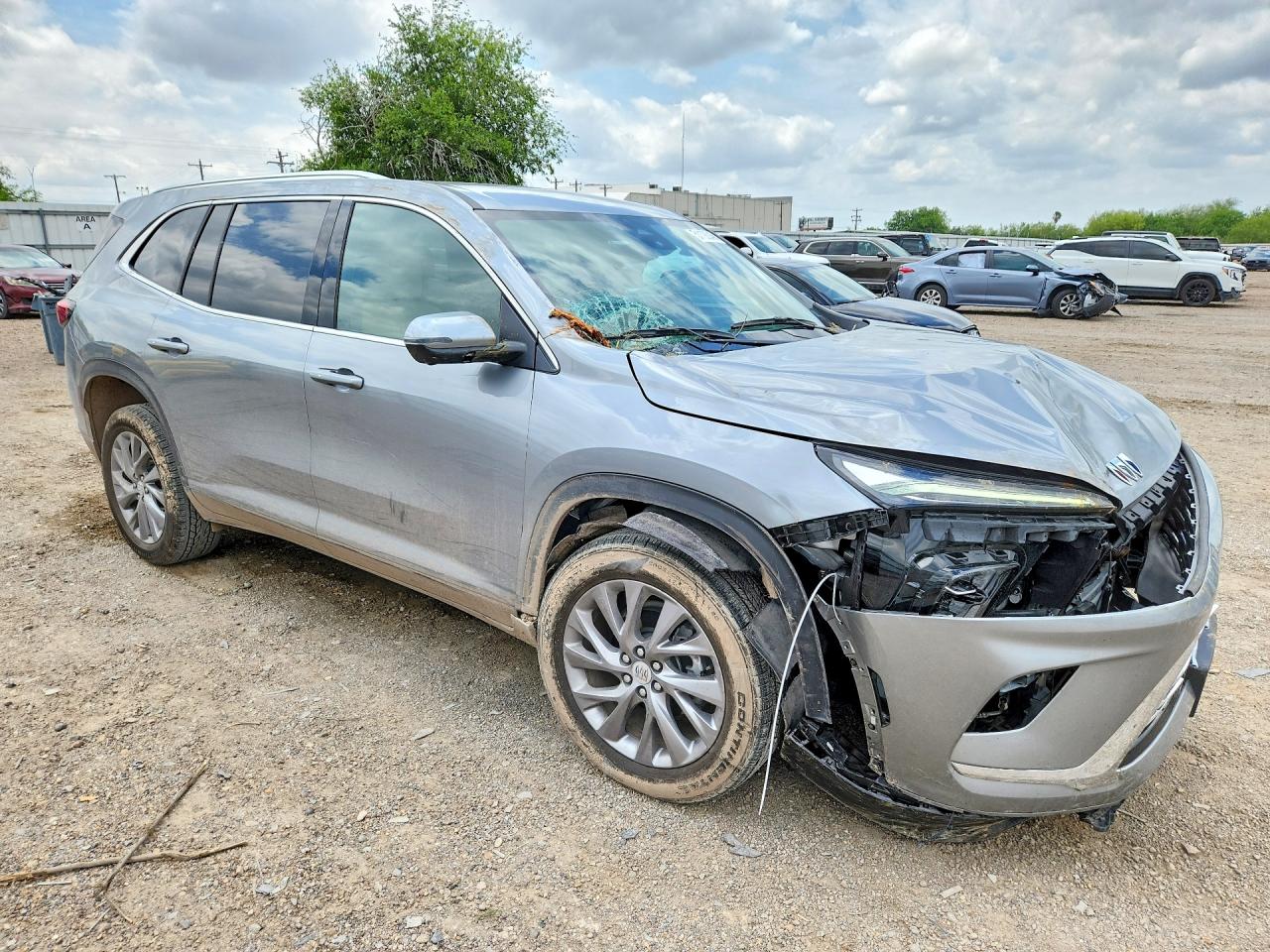 2025 BUICK ENCLAVE PREFERRED photo 10
