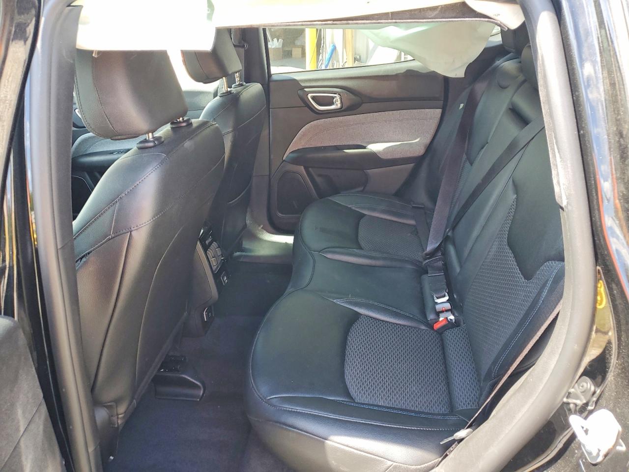 2025 JEEP COMPASS LATITUDE photo 19