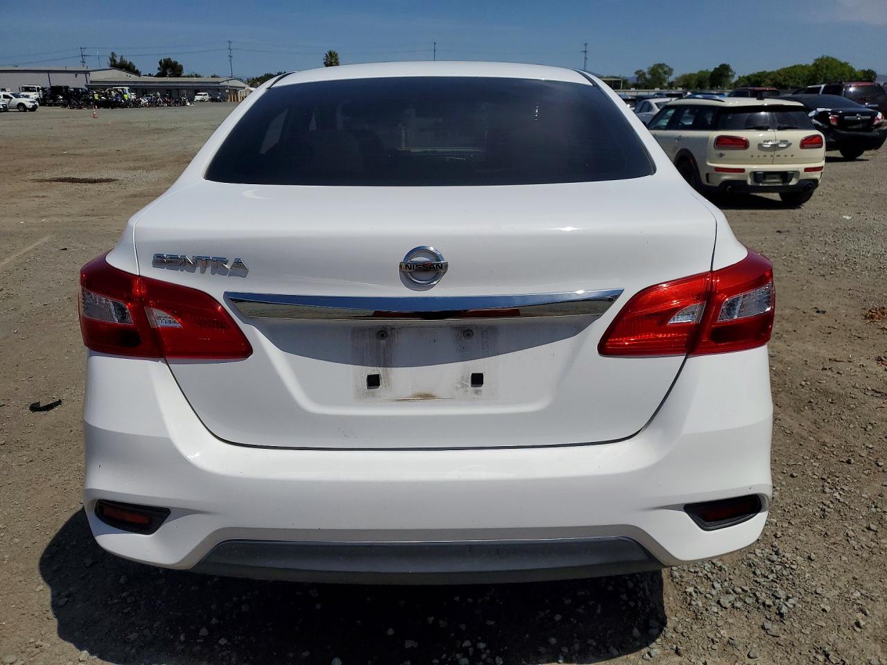 2017 NISSAN SENTRA S photo 16
