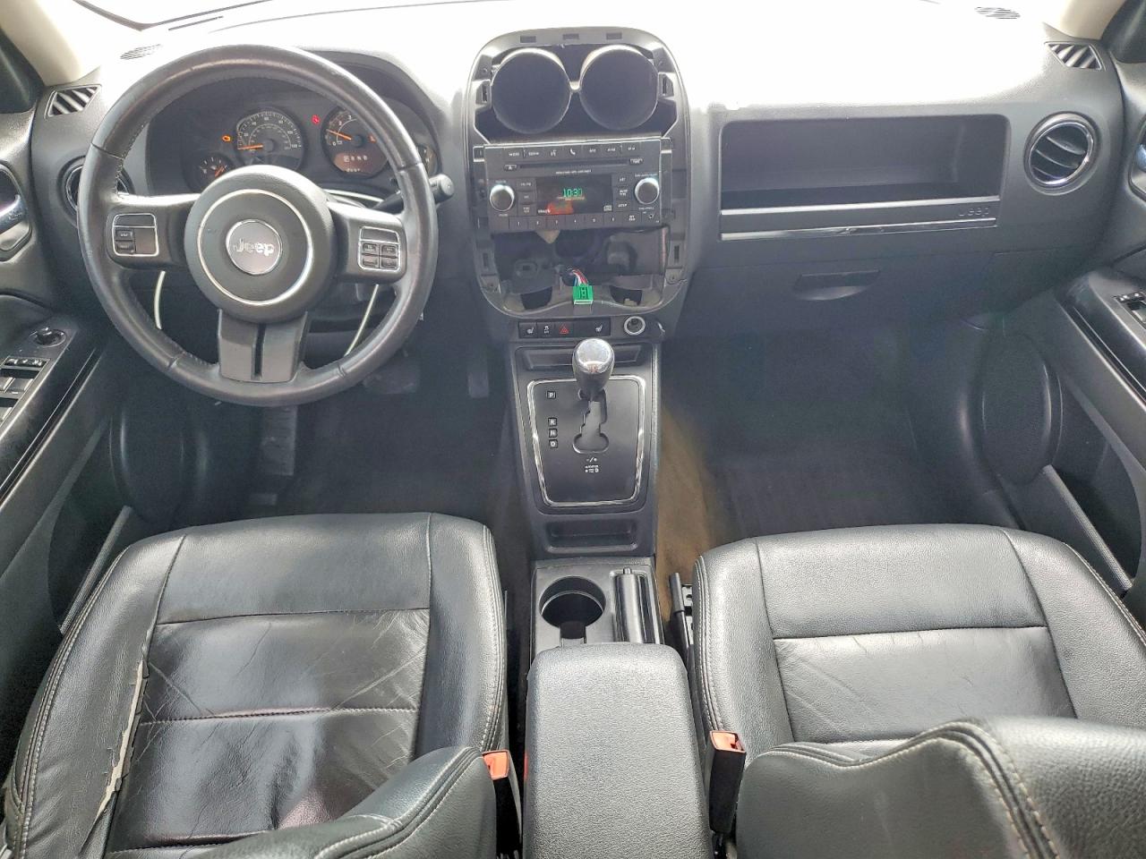 2017 JEEP PATRIOT LATITUDE photo 8