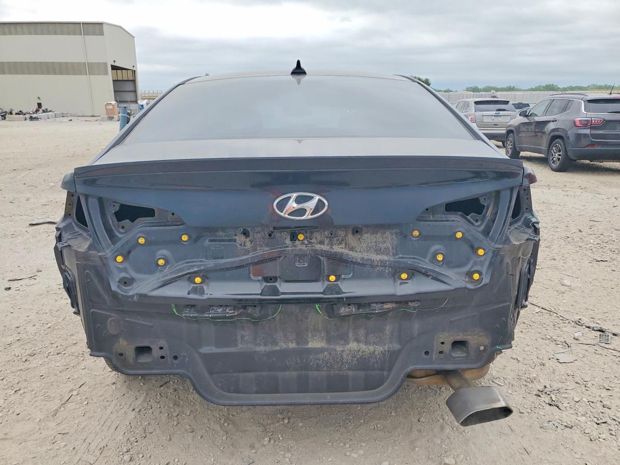 2016 HYUNDAI SONATA SE photo 6