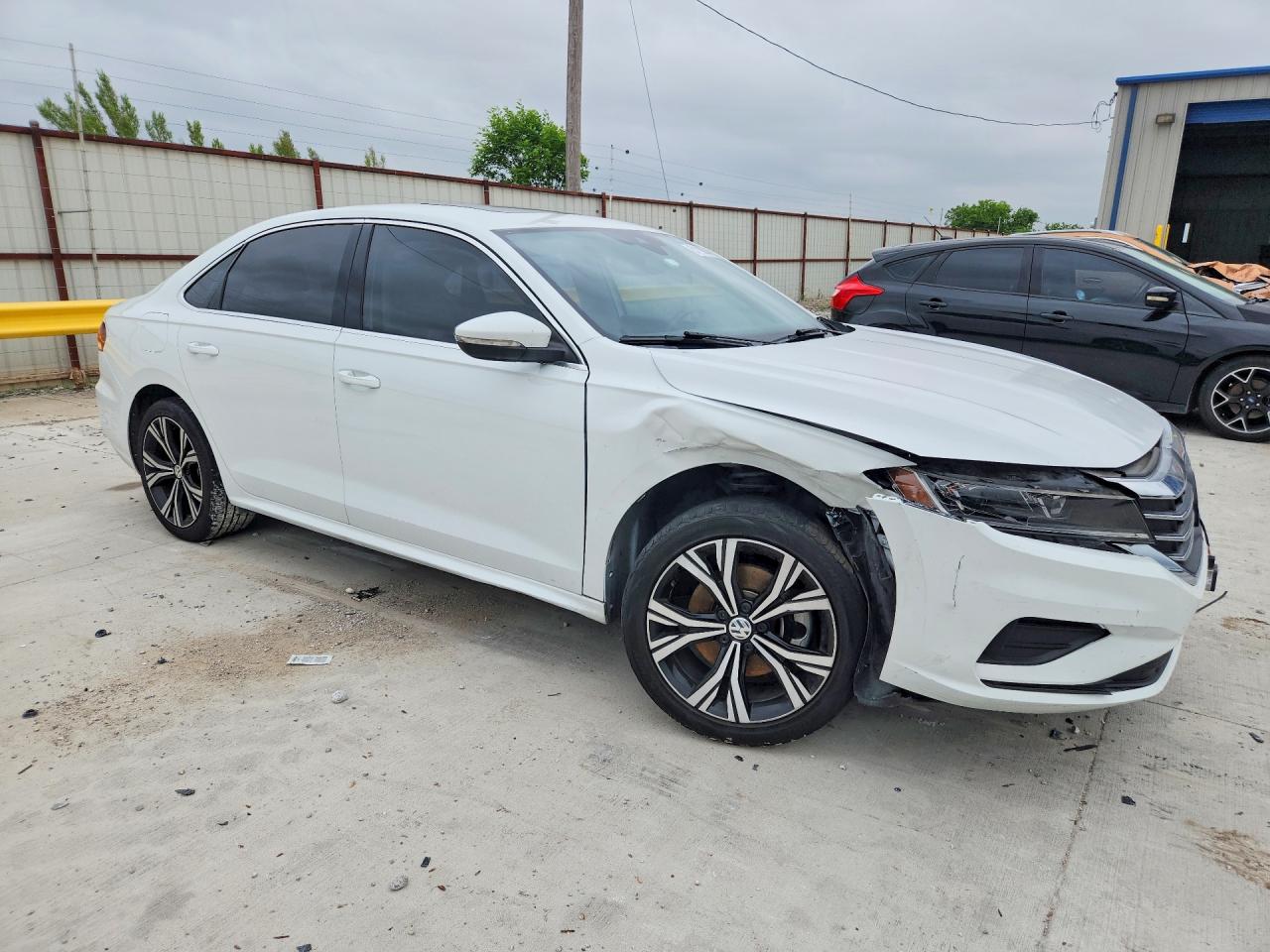 2021 VOLKSWAGEN PASSAT SE photo 7