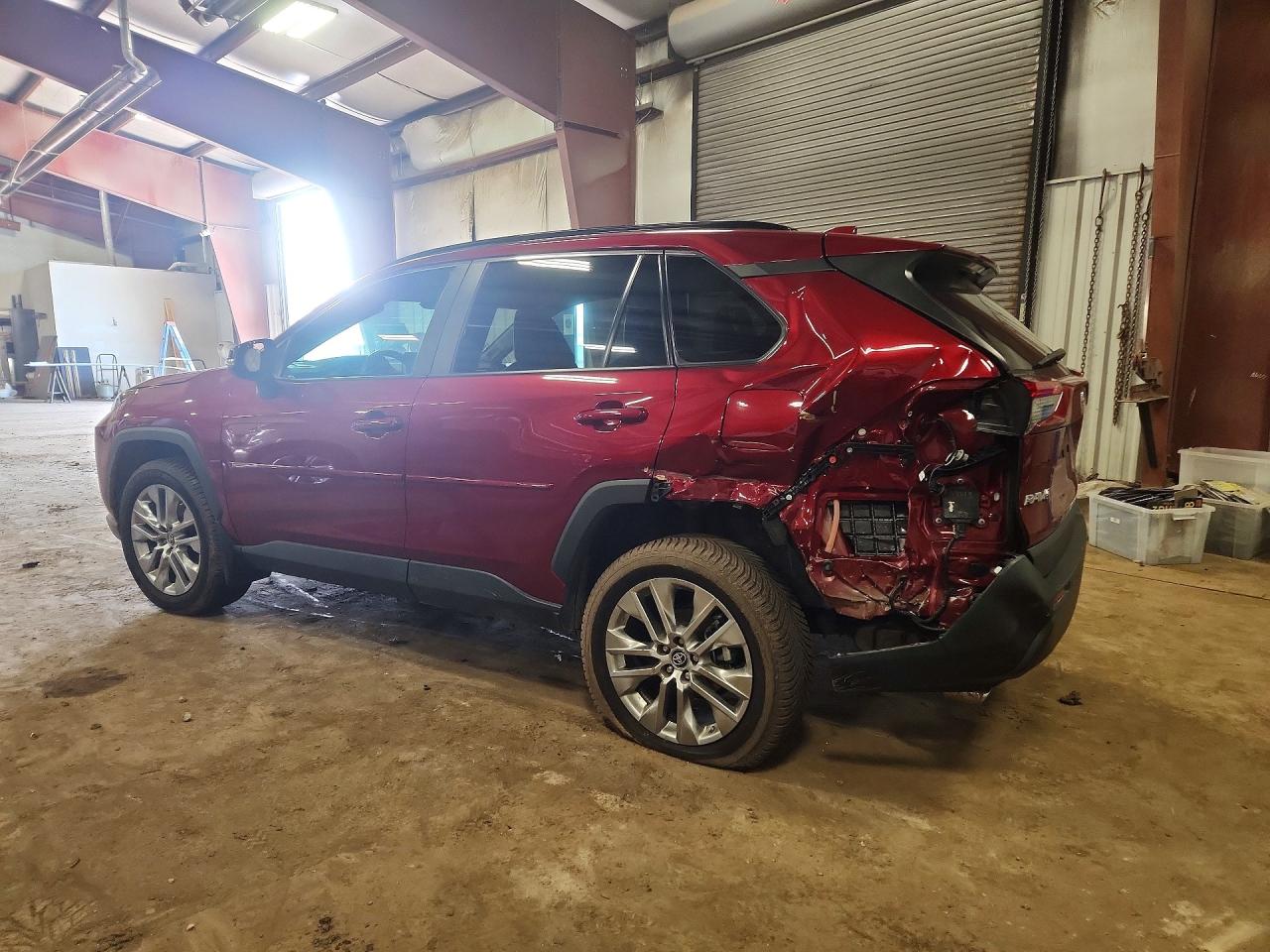 2019 TOYOTA RAV4 XLE PREMIUM photo 4