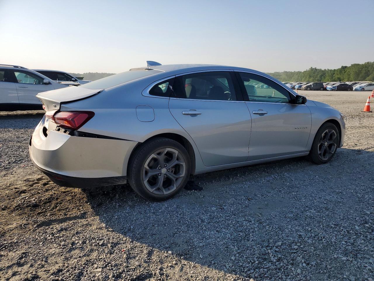 2022 CHEVROLET MALIBU LT photo 7