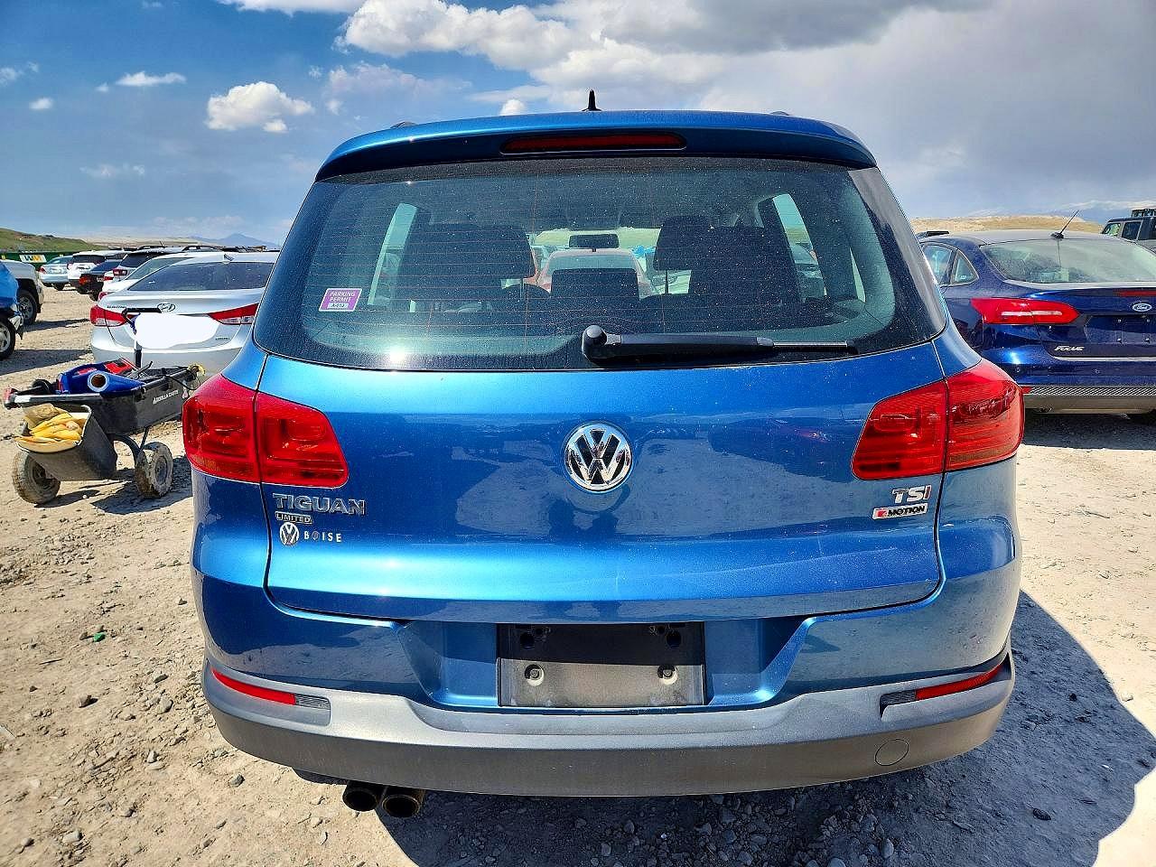 2017 VOLKSWAGEN TIGUAN S photo 11