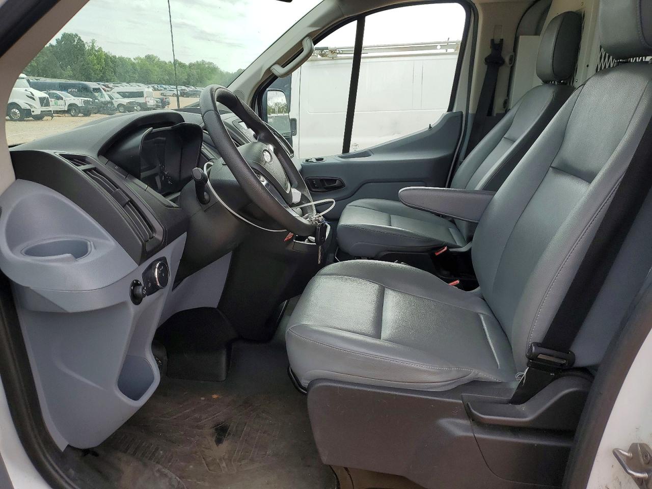 2018 FORD TRANSIT T-150 photo 13