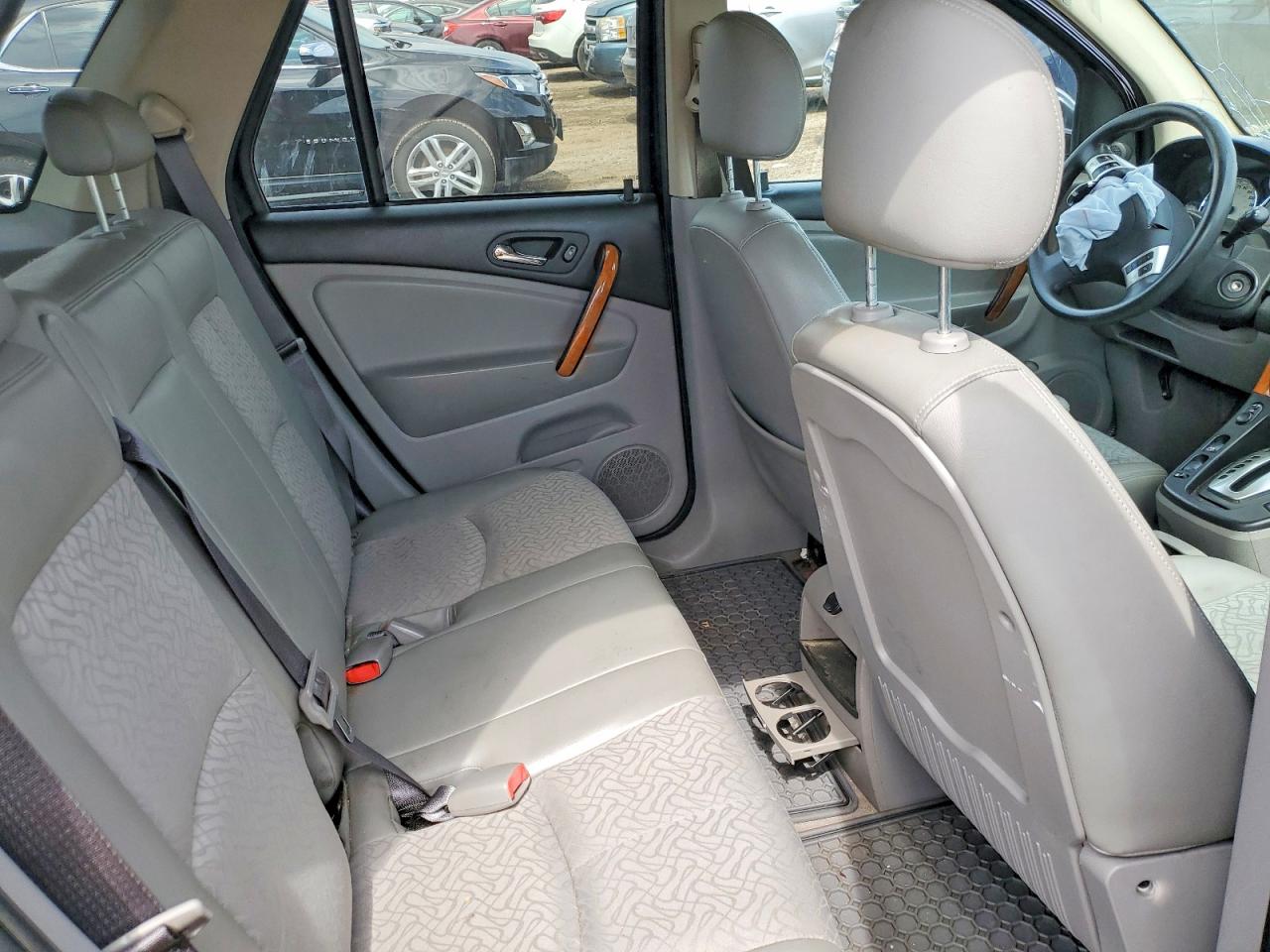 2007 SATURN VUE photo 10