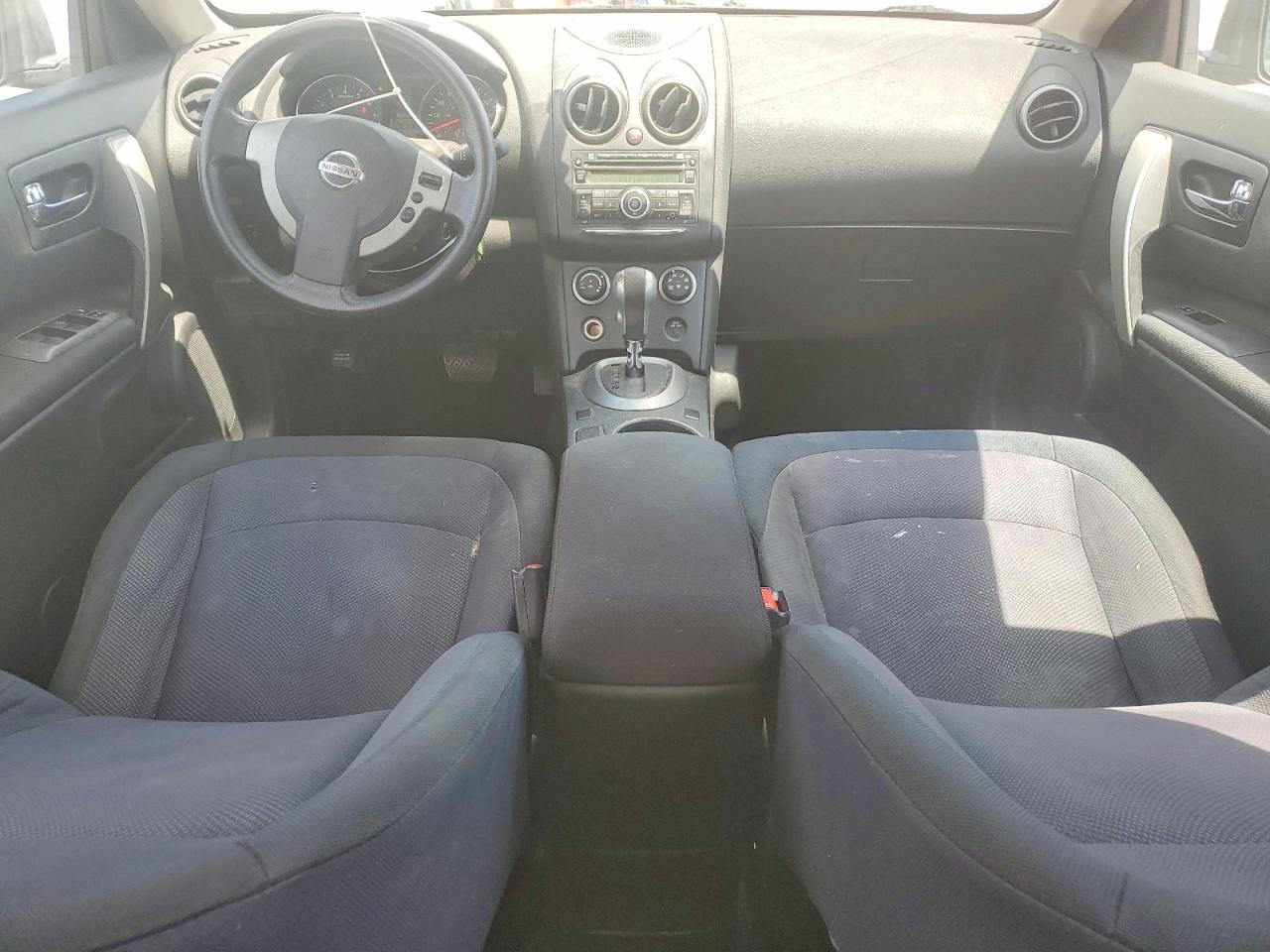 2013 NISSAN ROGUE S photo 8
