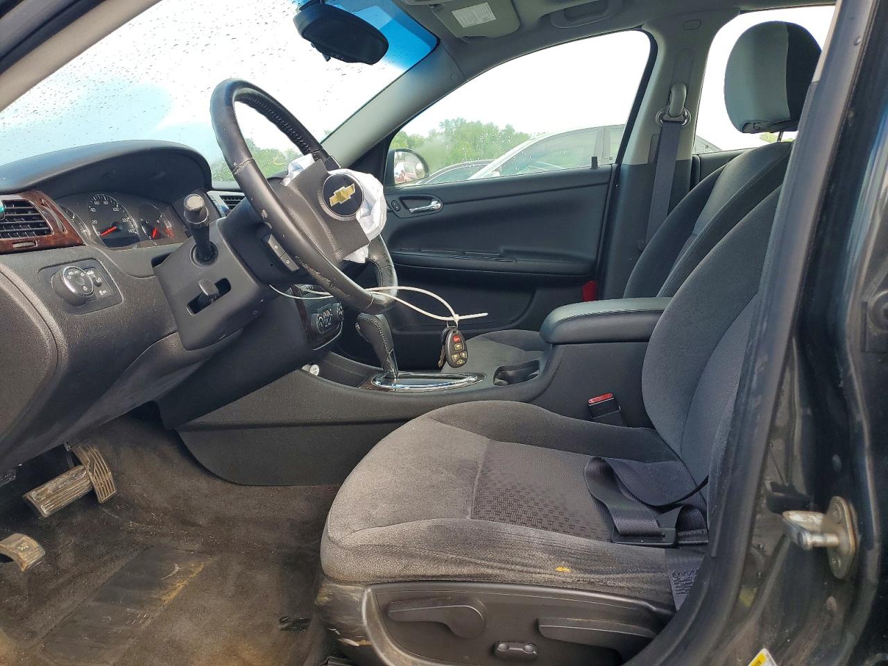 2012 CHEVROLET IMPALA LT photo 13