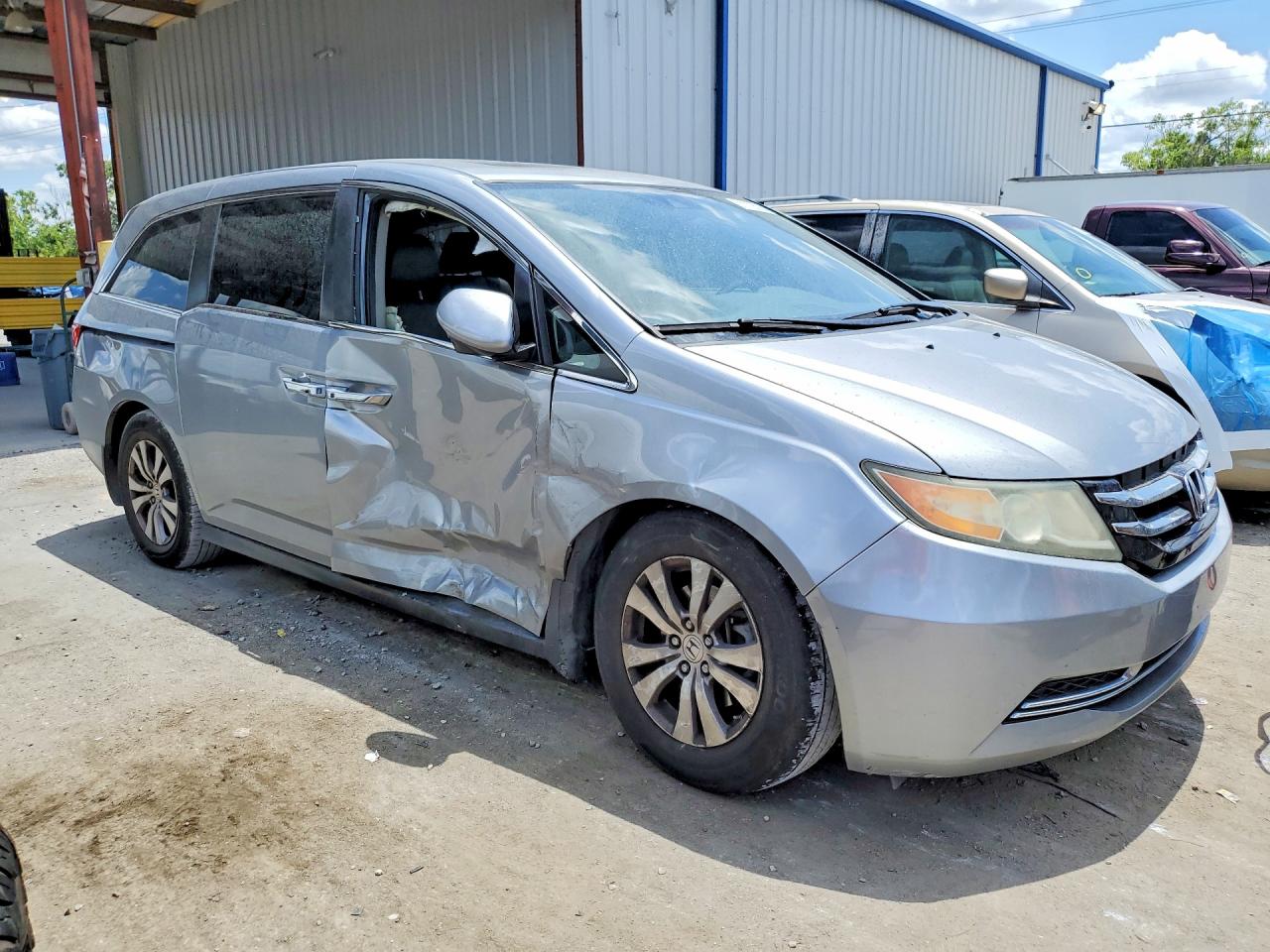 2016 HONDA ODYSSEY EXL photo 4