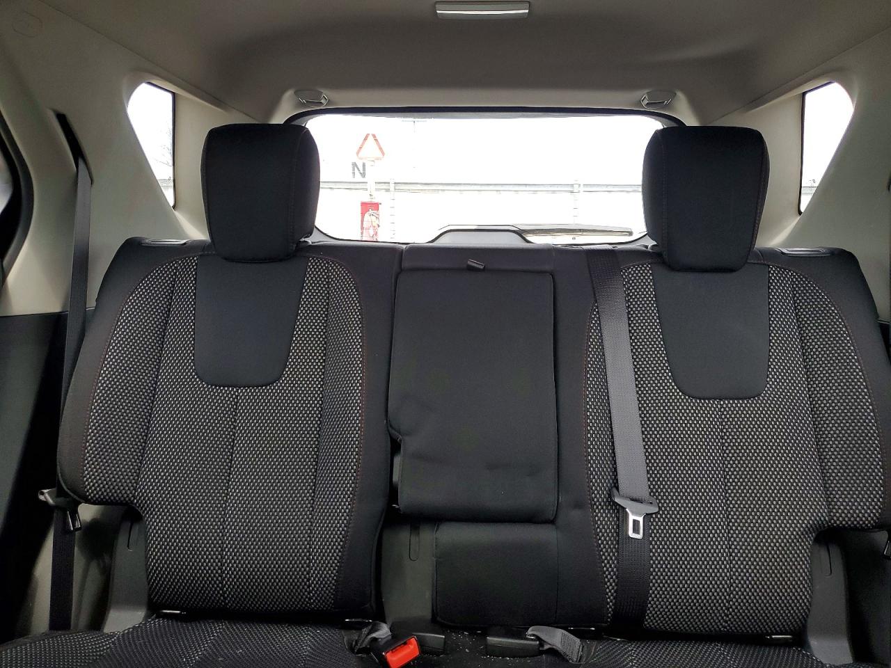 2017 CHEVROLET EQUINOX LT photo 10