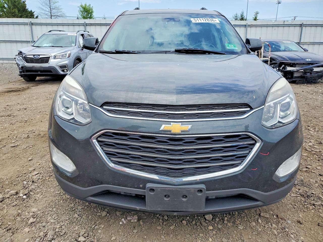 2017 CHEVROLET EQUINOX LT photo 5