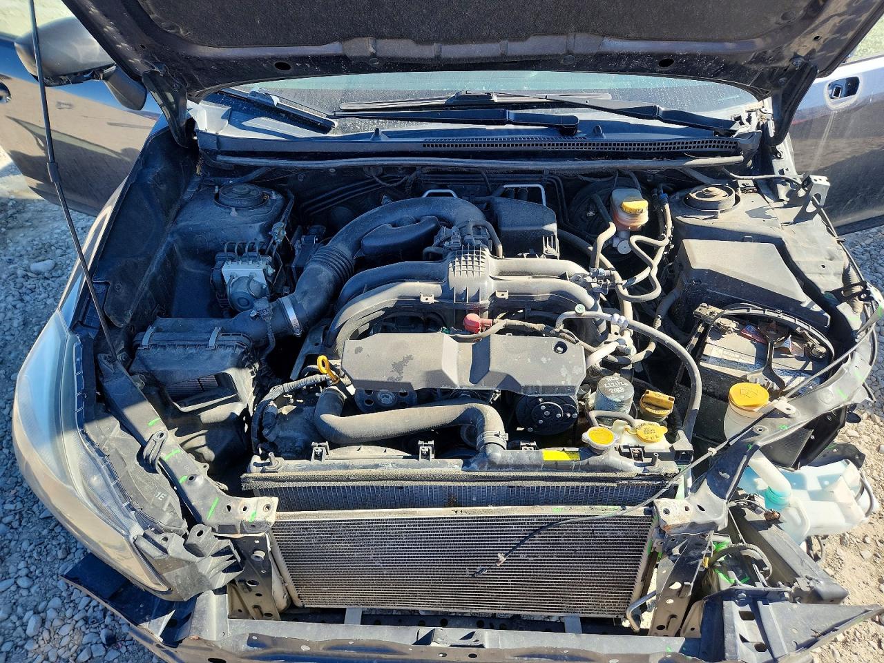 2014 SUBARU IMPREZA photo 21