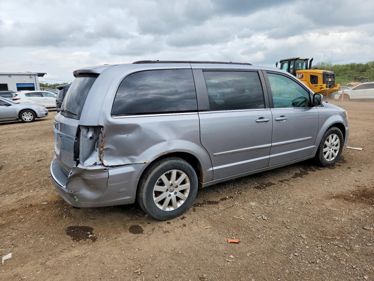 2013 CHRYSLER TOWN & COUNTRY TOURING photo 7