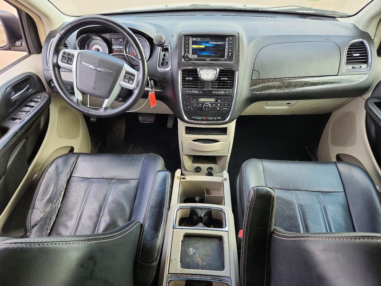 2013 CHRYSLER TOWN & COUNTRY TOURING photo 22