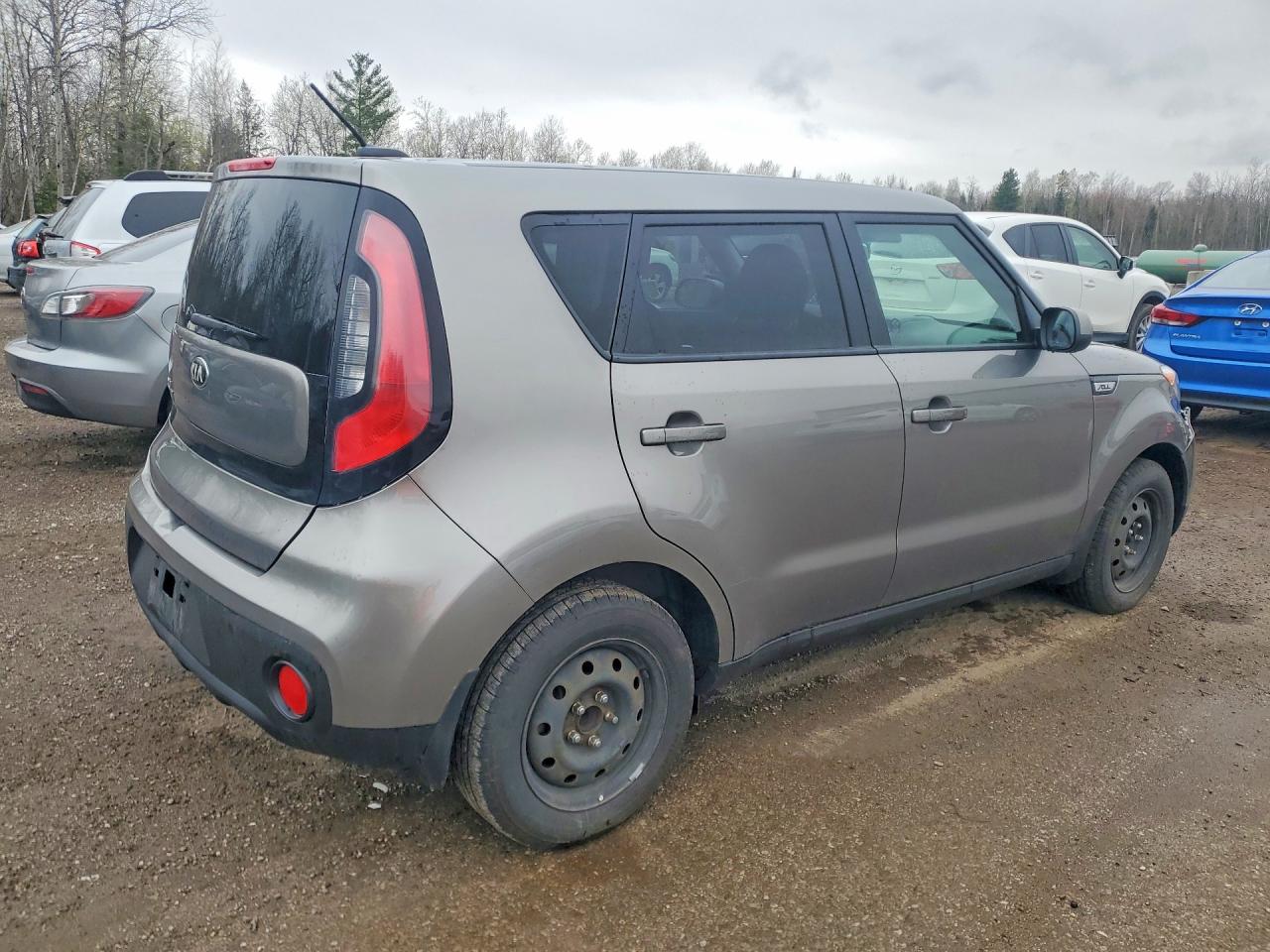 2017 KIA SOUL BASE photo 7